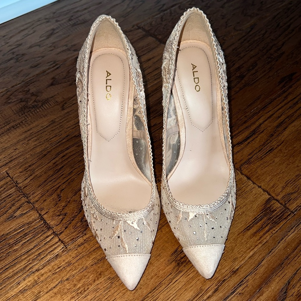 Aldo “Arelisen” Lace Heels Size :7